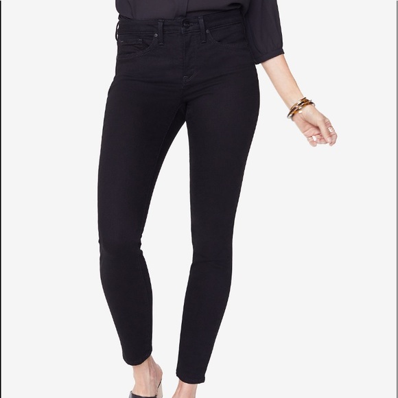 Ami Tummy Control Jeans - Picture 3 of 11